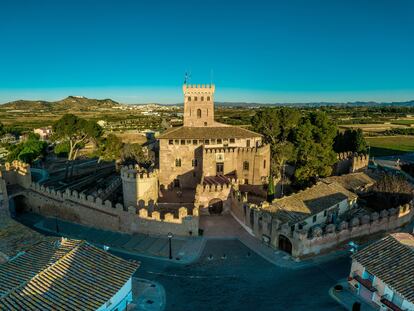 Vista aérea del castillo de Benissanó, en la comarca valenciana del Camp de Túria.