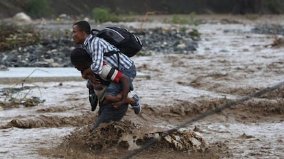 Inundaciones tras el paso del huracán Matthew en Haití.