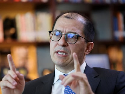 El fiscal Francisco Barbosa durante una entrevista en Bogotá, el 24 de marzo de 2023.