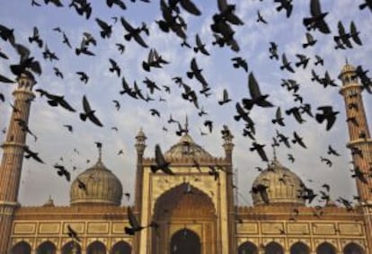 Exterior de la majestuosa Jama Masjid, en la Vieja Delhi.