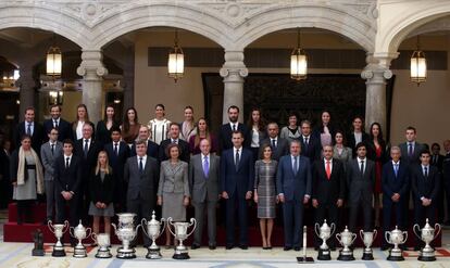 Los Reyes entregan los premios del Deporte, en un acto celebrado en el palacio de El Pardo.