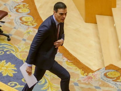 El presidente del Gobierno, Pedro Sánchez, a su salida de la sesión de control al Gobierno, el martes en el Senado.