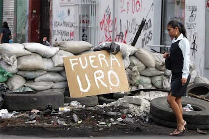 En la imagen, una barricada, un paisaje que se ha convertido en habitual en el estado de Oaxaca.