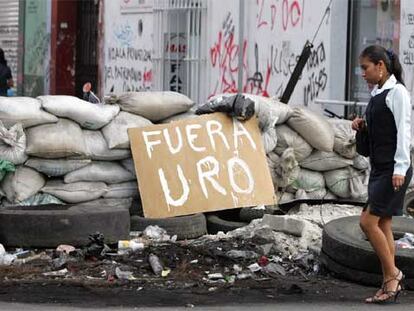En la imagen, una barricada, un paisaje que se ha convertido en habitual en el estado de Oaxaca.