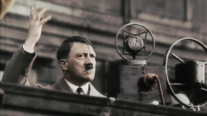 Hitler cultivaba su carisma y cuidaba su imagen al detalle. En la foto, durante un mitin a finales de los años treinta.