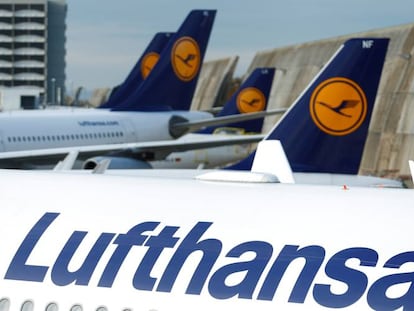 La baja demanda que provoca el virus obliga a Lufthansa a dejar 150 aviones en tierra