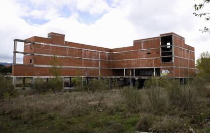 Edificio que iba a albergar la Casa del Actor, en Las Rozas.