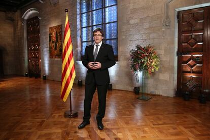 Carles Puigdemont en el missatge de Cap d'Any emès per televisió.