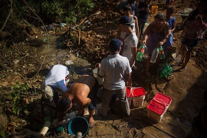 No ano passado, os moradores de Itu, no interior de São Paulo, tiveram de recorrer a córregos de origem desconhecida. O município manteve bairros sem água durante mais de duas semanas.