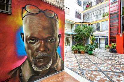 Mural del actor estadounidense Samuel L. Jackson, en Torremolinos, Málaga.