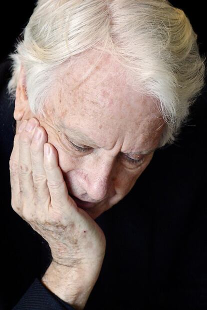 Jorge Semprún, fotografiado en la casa de Roman Polanski en París en 2002.