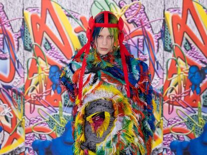 El caos del mundo moderno inspira la nueva colección de Galliano para Maison Margiela