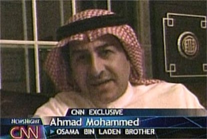 El jeque Ahmad, hermanastro de osama Bin laden, durante la entrevista.