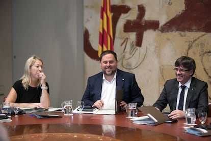 Munt&eacute;, Junqueras y Puigdemont este martes.
 