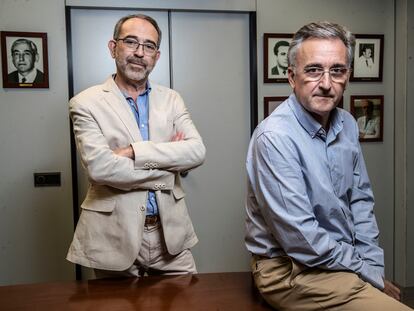 Borja Quintana (esquerda) e Antonio Planas, presidente da Sociedade Madrilenha de Anestesiologia, Reanimação e Terapêutica da Dor e secretário da Sociedade Espanhola da área.