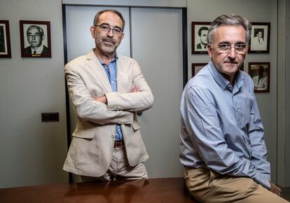 Borja Quintana (izquierda) y Antonio Planas, presidente de la Sociedad Madrileña de Anestesiología, Reanimación y Terapéutica del Dolor y secretario de la Sociedad Española de esta área, respectivamente.