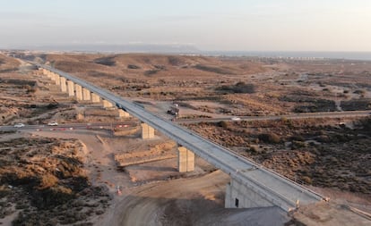 Tramo en construcción de la línea de alta velocidad entre Murcia y Almería, en la que presuntamente se han amañado contratos de Adif.