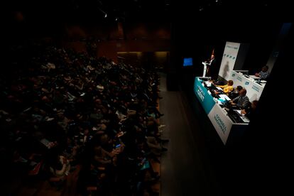 El secretario general de JxCat, Jordi Turull, durante su intervención en la reunión del consejo nacional del partido que se celebra este sábado en El Morell (Tarragona).