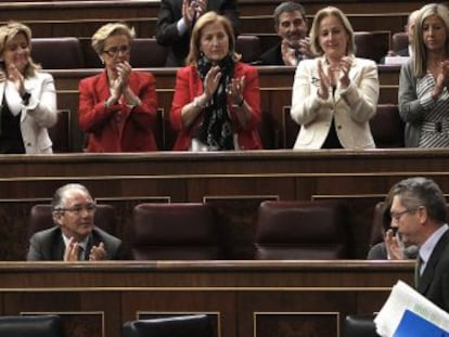 Gallardón consuma la vuelta atrás