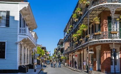 Cruce de Royal Street y Dumaine St., en el Barrio Francés de Nueva Orleans.