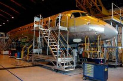 Embraer deberá entregarle el año que viene 18 aviones E-175, con capacidad para 76 pasajeros, destinados a a vuelos internos en Estados Unidos. EFE/Archivo