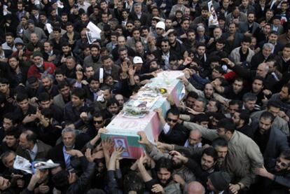 El funeral del ingeniero químico iraní Mostafa Ahmadi Roshan el pasado viernes en Teherán.