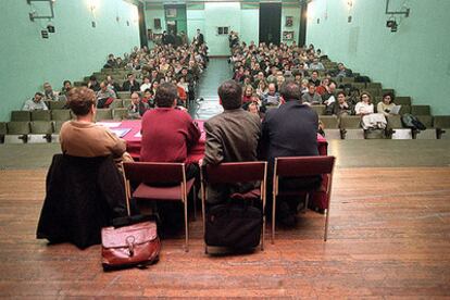 Una reunión de directores en un instituto madrileño.