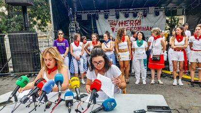 El Movimiento Feminista en la rueda de prensa de este martes en Pamplona.