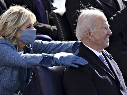 Joe Biden y su esposa, Jill, durante la ceremonia de toma de posesión de la presidencia de Estados Unidos, el pasado 20 de enero en Washington.