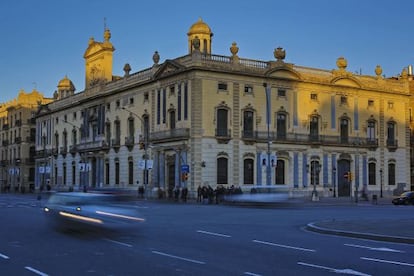 El Palau de la Duana de Barcelona, a l'avinguda Marquès de l'Argentera (al costat de la plaça Palau).