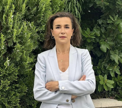 Pascual ha nombrado a Maite Morales nueva directora de tecnología de la compañía. Inició su carrera en el ámbito de la bioingeniería la Clínica Puerta de Hierro (Madrid). Dos años más tarde, se incorporó a Vodafone, donde ocupó distintos puestos de responsabilidad durante más de 16 años, entre ellos el de responsable de relaciones institucionales y políticas públicas. Su trayectoria más reciente ha discurrido en L’Oréal España como directora de datos y digital.