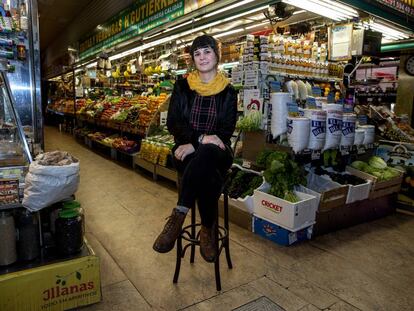 Sonia Alonso, creadora de la aplicacion Tienes Sal, en el mercado de Chamberi