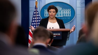 Shalanda Young, directora de la Oficina de Presupuesto de la Casa Blanca, este martes.