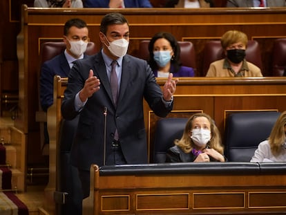 El presidente del Gobierno, Pedro Sánchez, interviene en la sesión de control en el Congreso de los Diputados.