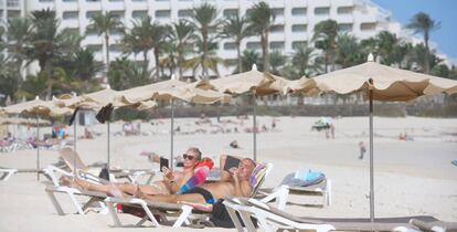 Turistas en Corralejo (Fuerteventura)