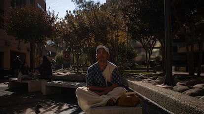 La nueva espiritualidad de los jóvenes chilenos pasa por el tarot y la astrología