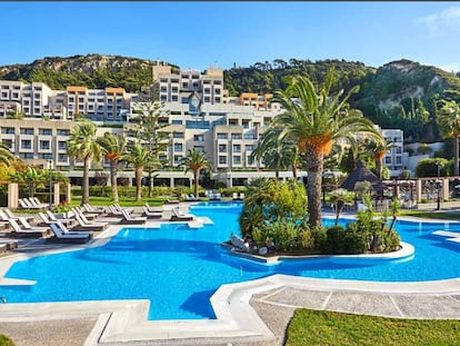 Sheraton Rhodes Resort, un hotel de cinco estrellas en la isla de Rodas (Grecia), adquirido por Azora.