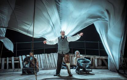 El actor Josep María Pou protagoniza la obra de teatro 'Moby Dick'.