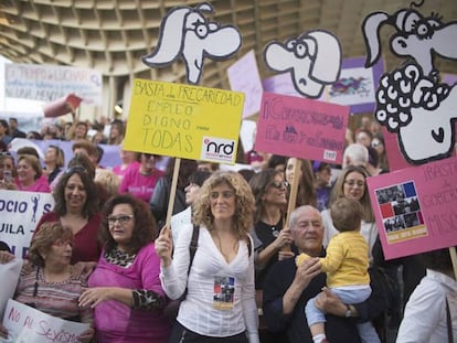 Una imagen de la concentración en el Metropol Parasol de Sevilla el 8 de marzo.