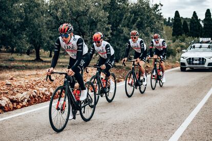 El ciclista esloveno Tadej Pogacar en un entrenamiento con el UAE Team Emirates.