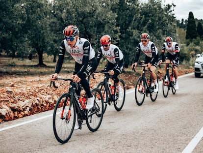 El ciclista esloveno Tadej Pogacar en un entrenamiento con el UAE Team Emirates.