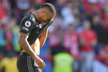 Gabriel Jesus se lamenta durante el partido de su equipo, el Arsenal, ante el Nottingham Forest.