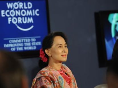 Aung San Suu Kyi, en la apertura del Foro Económico Mundial en la capital de Myanmar.