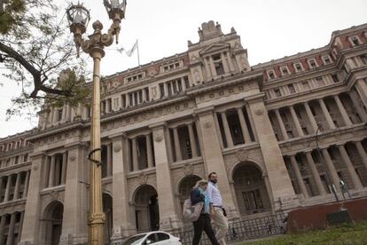 El Palacio de Tribunales de Buenos Aires, este miércoles, después del fallo de la Corte Suprema de Argentina.