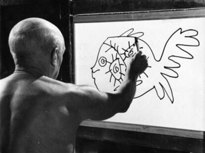Picasso, en un momento del documental 'El misterio de Picasso', de Henri-Georges Clouzot.