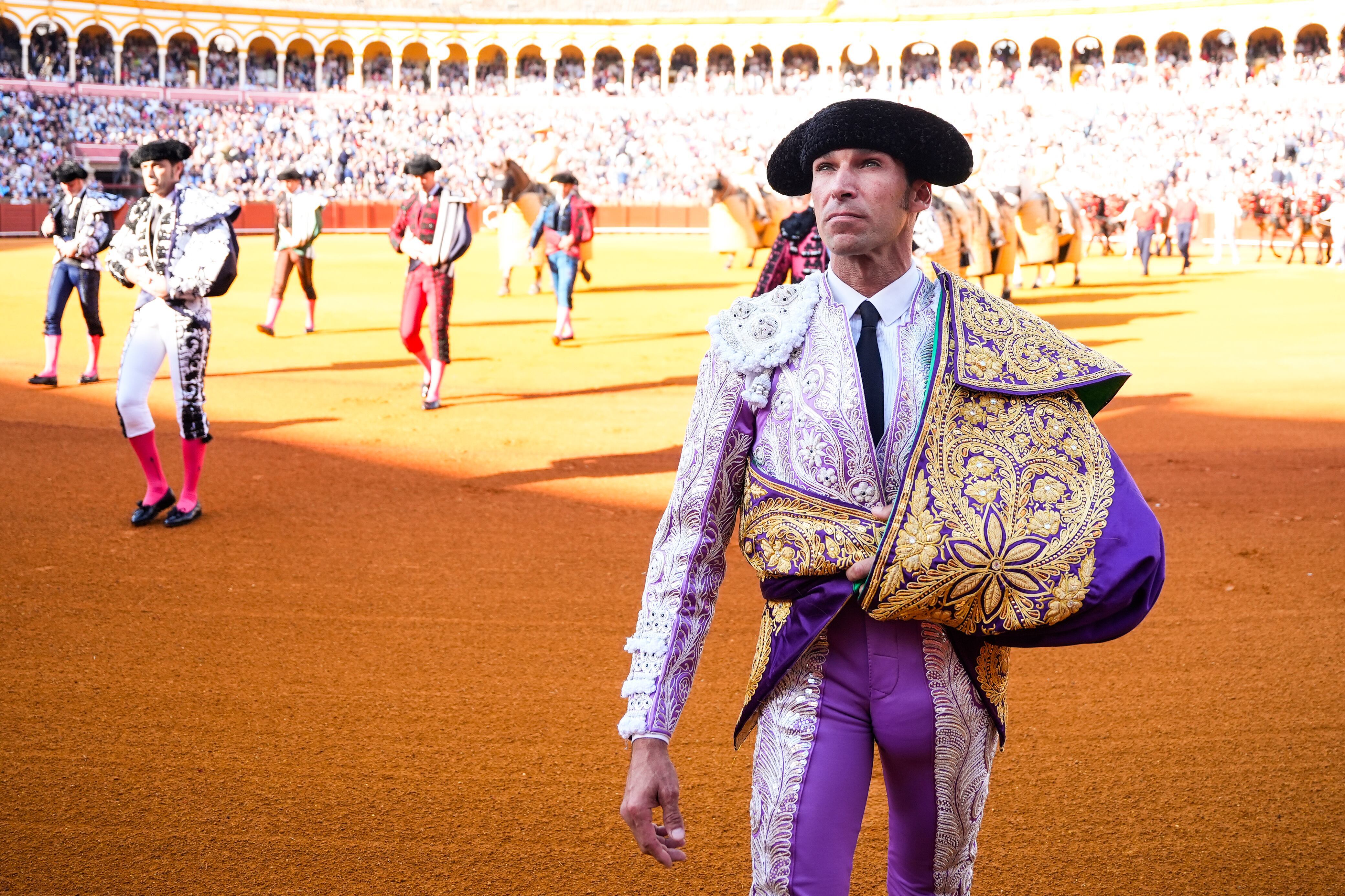 Cayetano Rivera Ordóñez, torero mediático, pone fin a una cómoda e irregular carrera en los ruedos