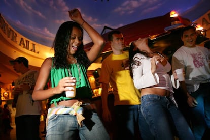 Fiesta del Funk en el Planet Hollywood de Río de Janeiro.