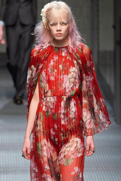 Otro de los vestidos estampados que completaron la colección de otoño de Gucci.