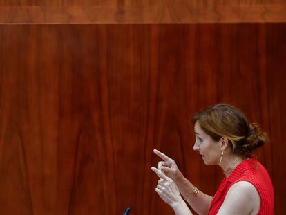 La portavoz de Más Madrid en la Asamblea de Madrid, Mónica García, durante una sesión de control en la Asamblea de Madrid.