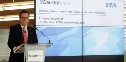 Antonio Garamendi en un momento de su charla en el Deusto Forum